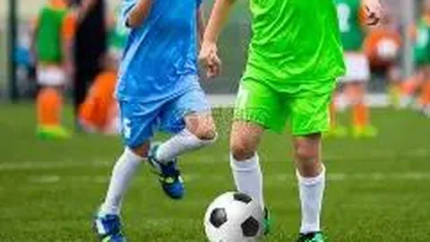 北大才女非洲成家战乱归国，街头卖饭重逢丈夫终成驻华大使